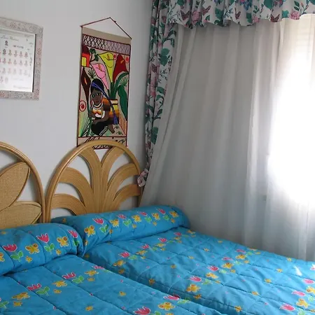 Apartamento Rocamarina Ii アパート ベニドルム